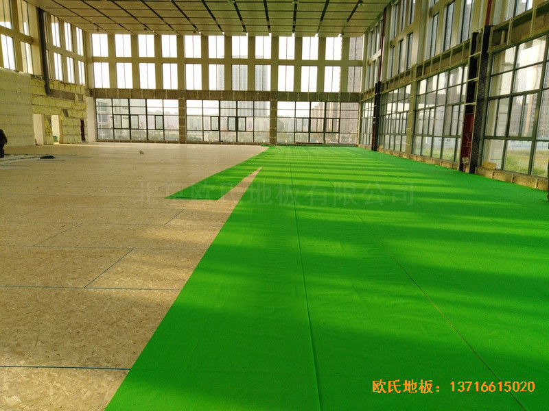 鹽城濱海永寧實驗小學籃球館運動地板施工案例2