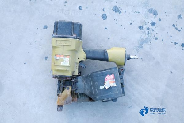 較好的運(yùn)動籃球木地板哪個牌子性價比高