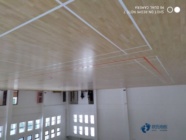 運(yùn)動實(shí)木地板生產(chǎn)廠家3