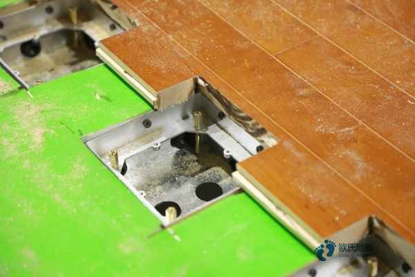 室內籃球場木地板隔振2