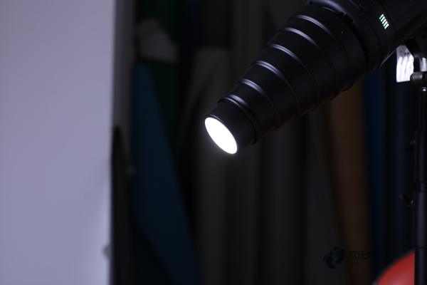 學(xué)校籃球場館地板標準尺寸1