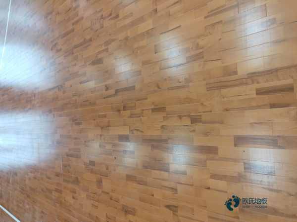 單龍骨運動體育地板保養知識2