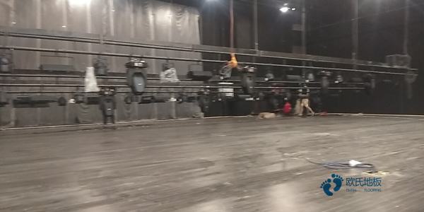 國產運動籃球木地板價格